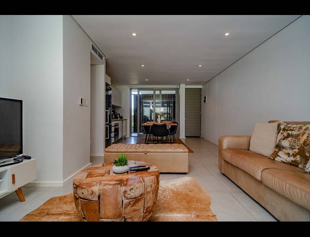 2 BEDROOM APARTMENT TO LET IN SIBAYA PRECINCT